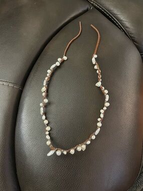 Real! Pearl Beaded Leather Necklace